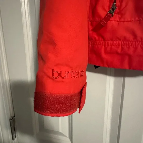 Burton Women’s Snowboarding Jacket